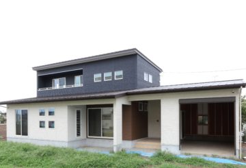 伊勢崎市　ガレージのある新築住宅